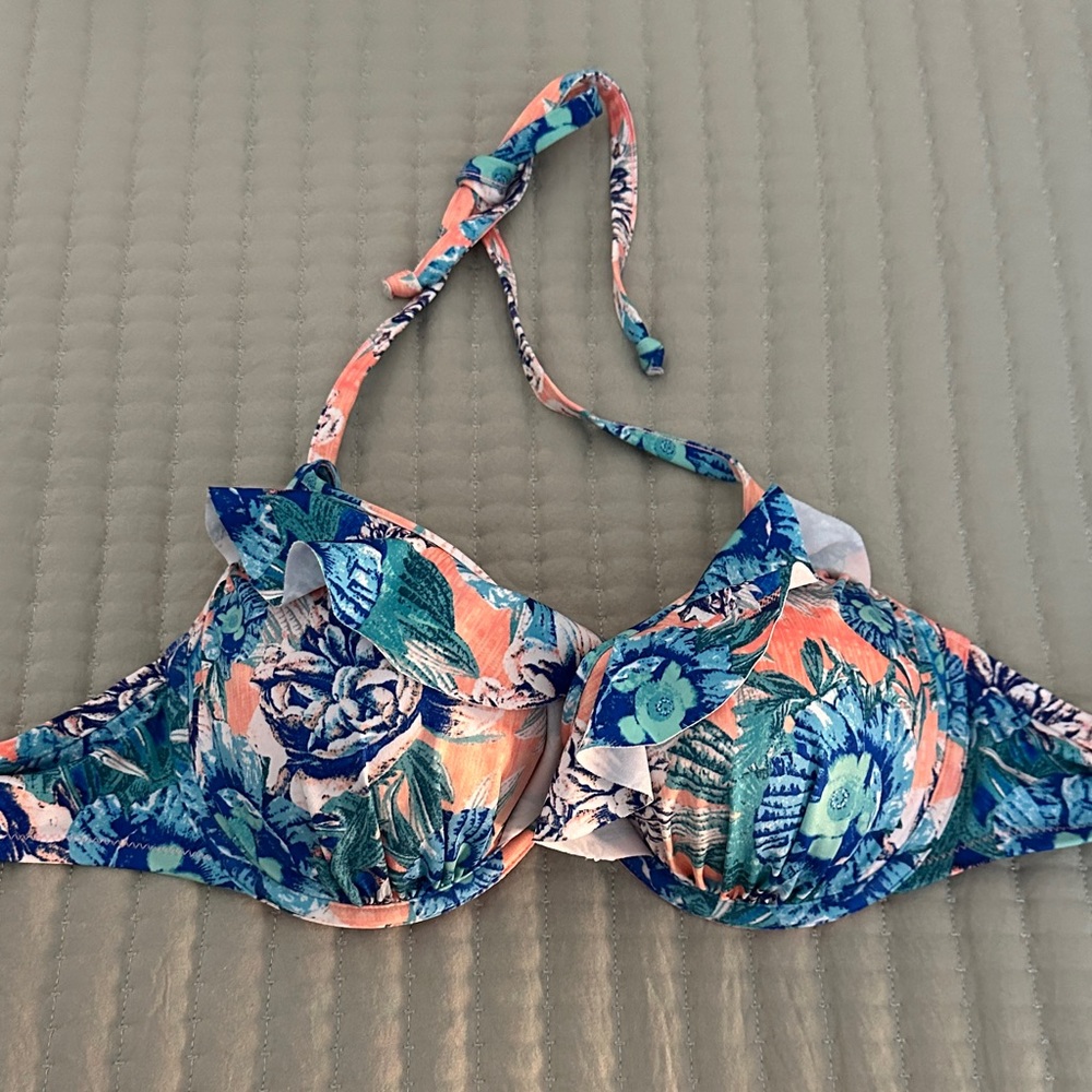 H&M Ruffle Push-up Bikini Top